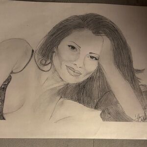 Hand-Drawn Portrait Sketch plus 7 pics all in perfect condition!